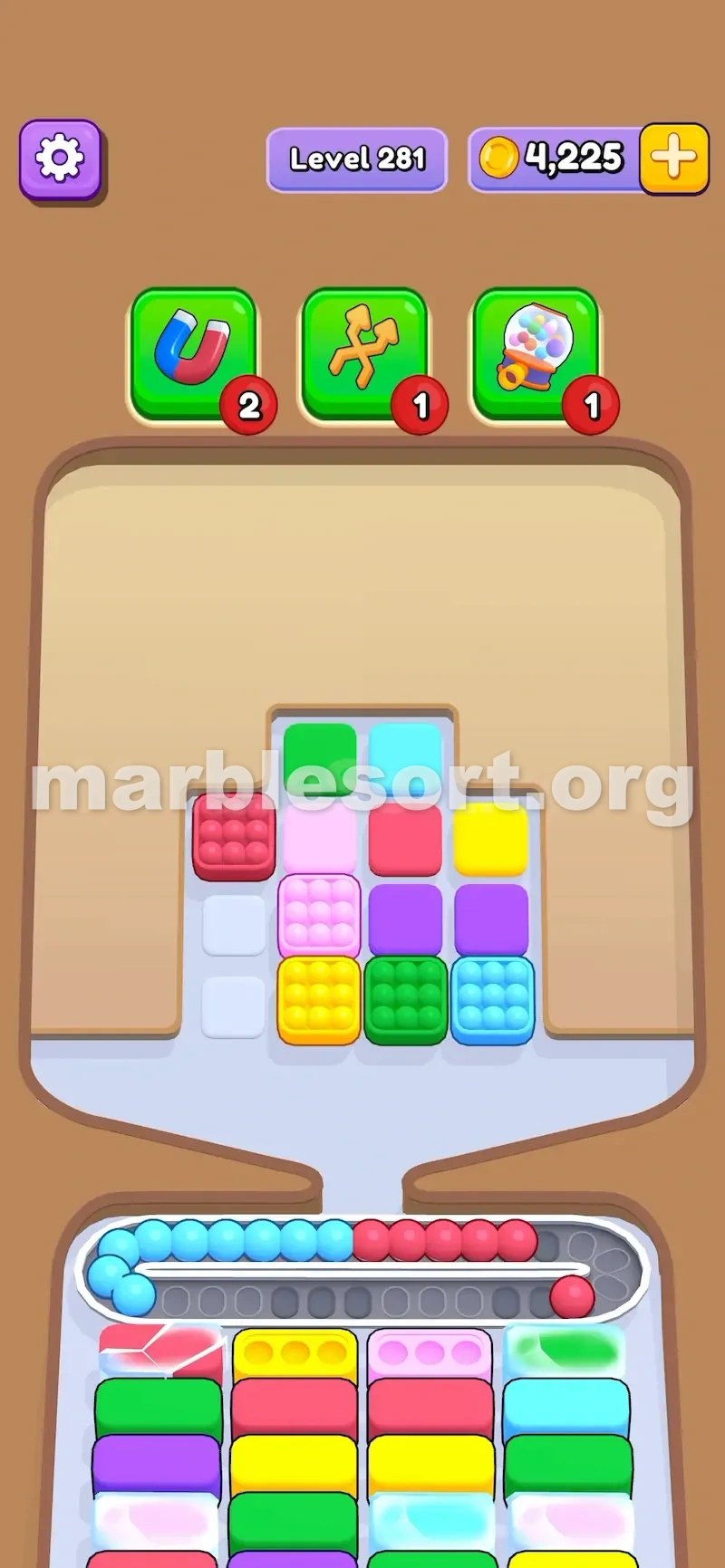 One normal box touching two Ice Trays